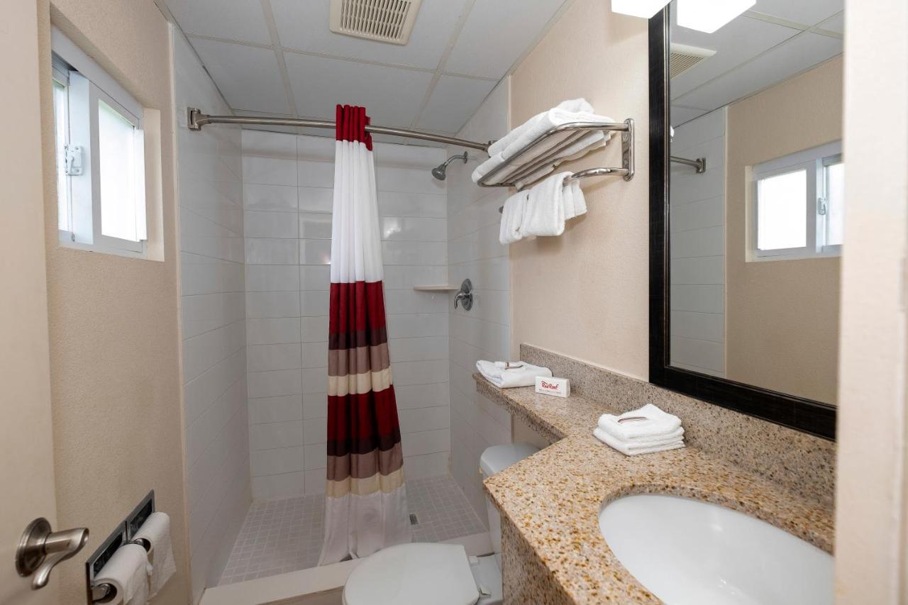 Red Roof Inn Neptune - Jersey Shore المظهر الخارجي الصورة