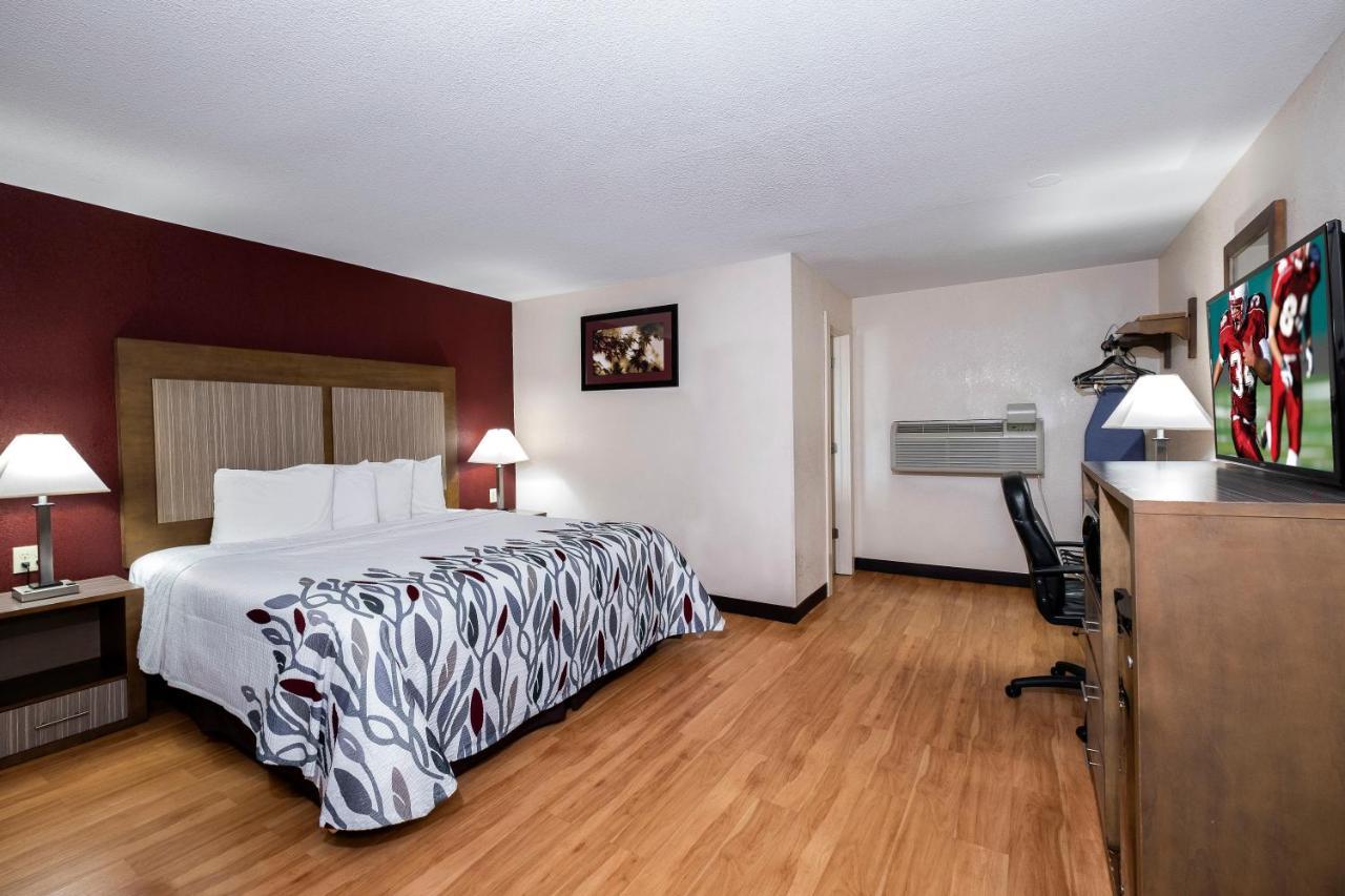 Red Roof Inn Neptune - Jersey Shore المظهر الخارجي الصورة