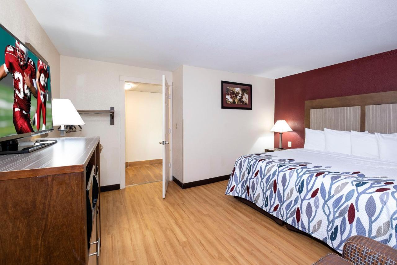 Red Roof Inn Neptune - Jersey Shore المظهر الخارجي الصورة