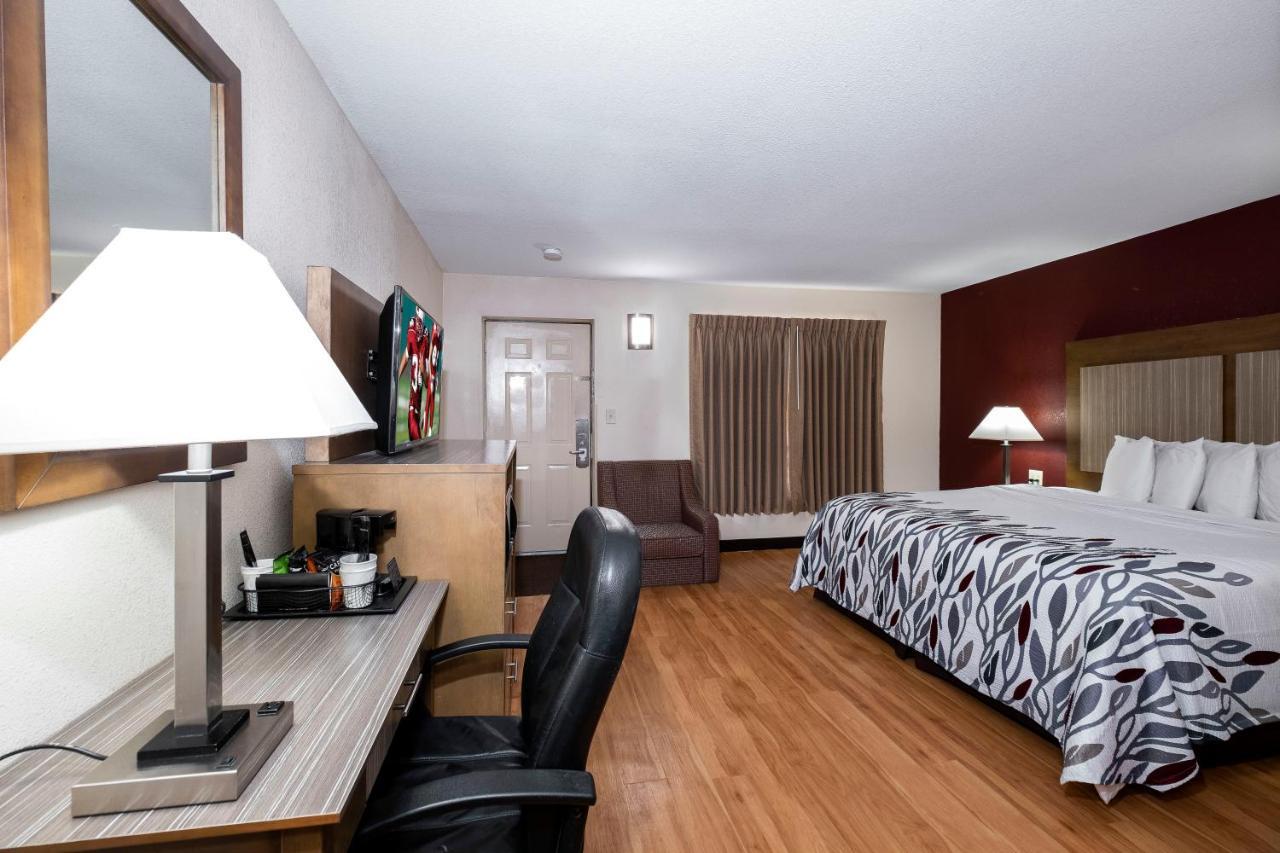 Red Roof Inn Neptune - Jersey Shore المظهر الخارجي الصورة