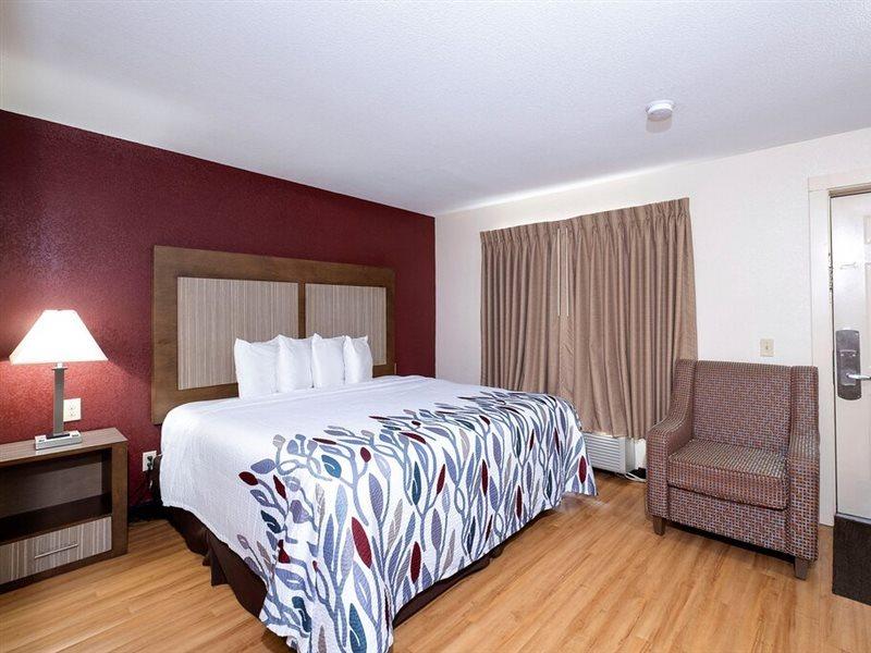 Red Roof Inn Neptune - Jersey Shore المظهر الخارجي الصورة