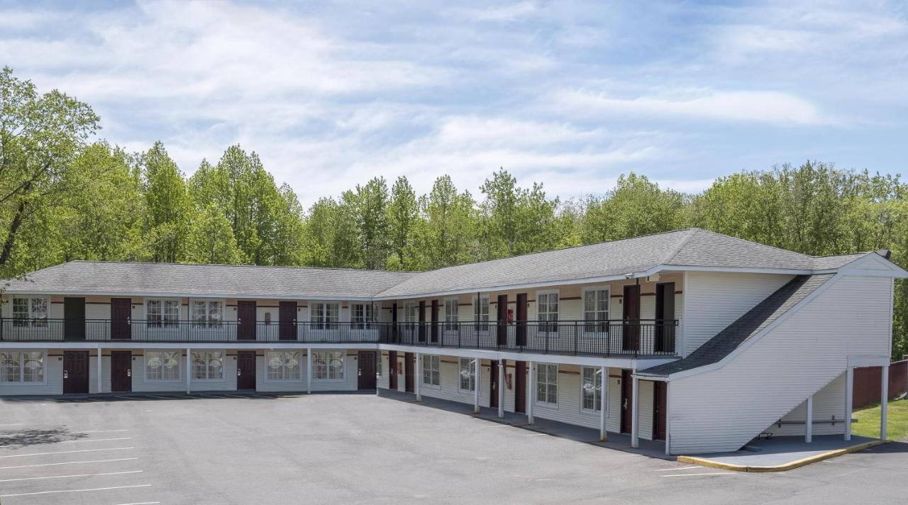 Red Roof Inn Neptune - Jersey Shore المظهر الخارجي الصورة